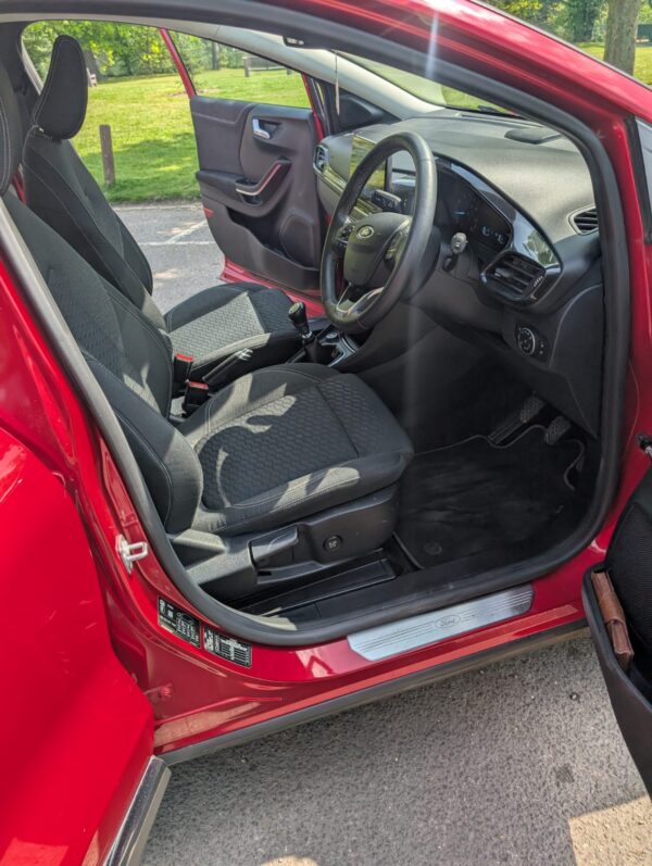Ford Puma Titanium 1.0T EcoBoost MHEV (2020) – 125PS – Petrol Manual - Image 11